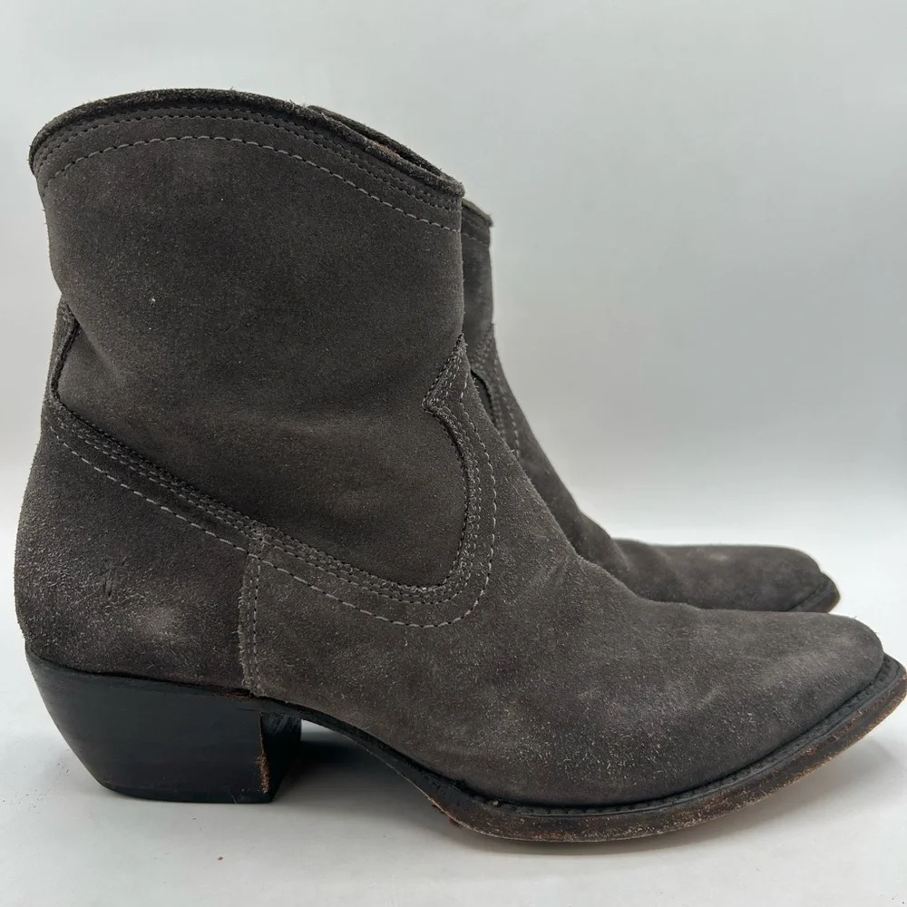 Frye Sacha Short Gray Suede Cowboy Cowgirl 
Ankle Bootie Western Womens size 7.5 - Picture 5 of 14